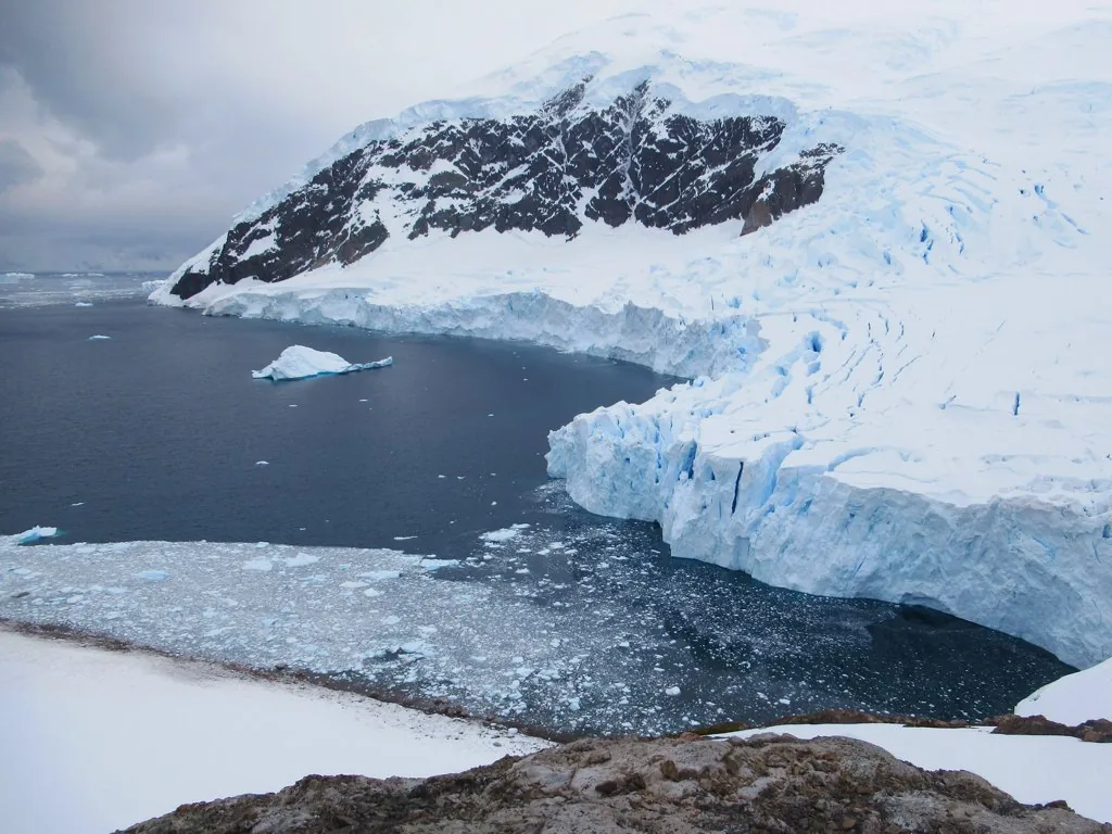 Glaciers calving into Neko Harbour, on the mainland Antarctic Peninsula